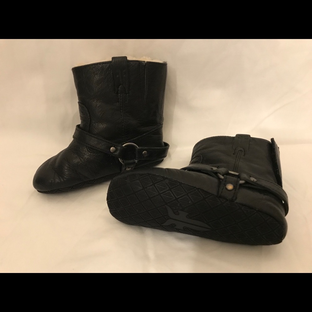 Toddler unisex Frye boots sz 4